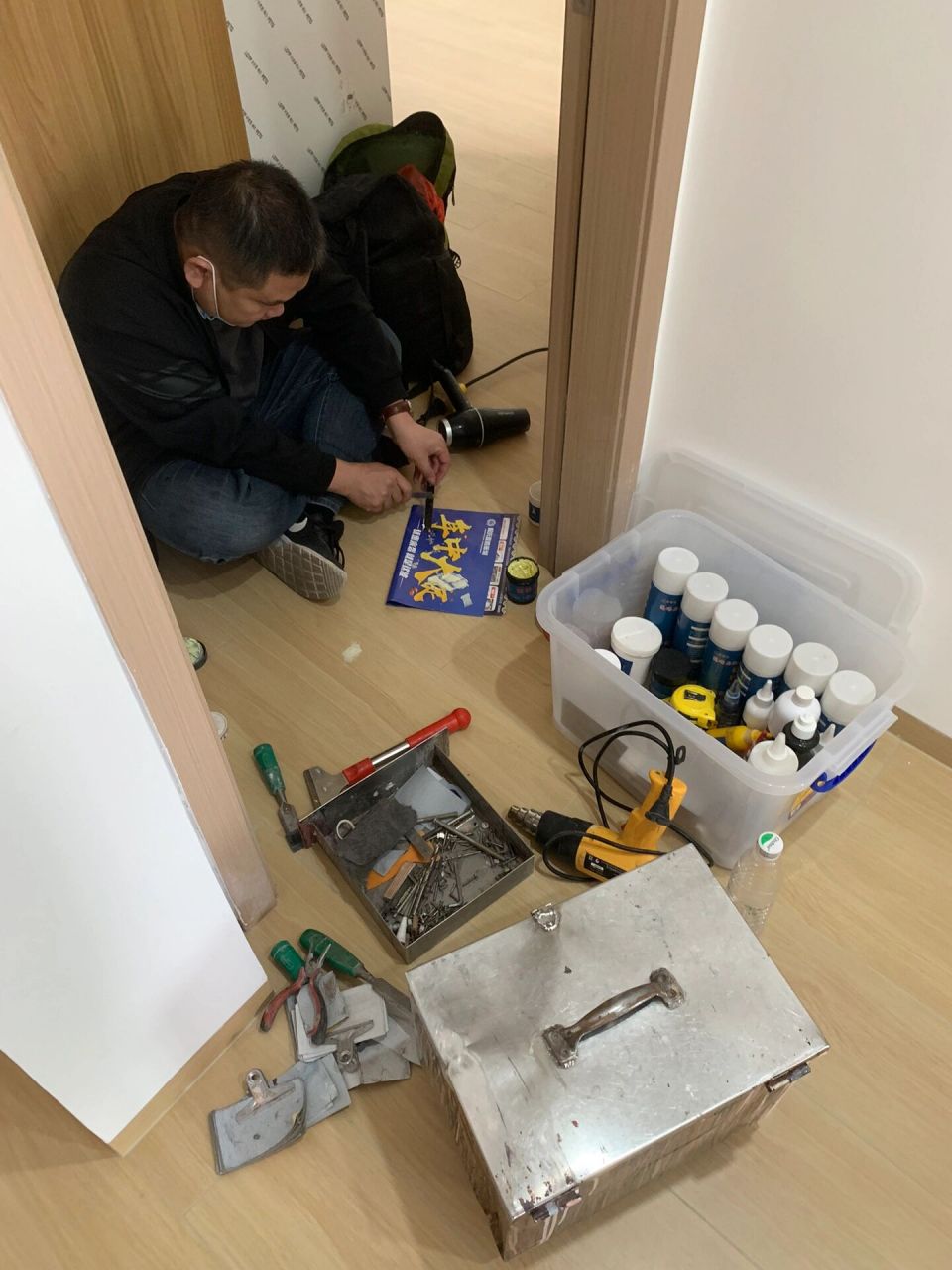 瓷砖烂了用什么修补方法(瓷砖烂了用什么修补方法最好) 瓷砖烂了用什么修补方法(瓷砖烂了用什么修补方法最好)